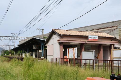 南海深日港駅 駅舎外観 鉄道駅 南海深日港駅 駅舎外観 鉄道駅 南海深日港駅,深日港駅,駅舎の写真素材
