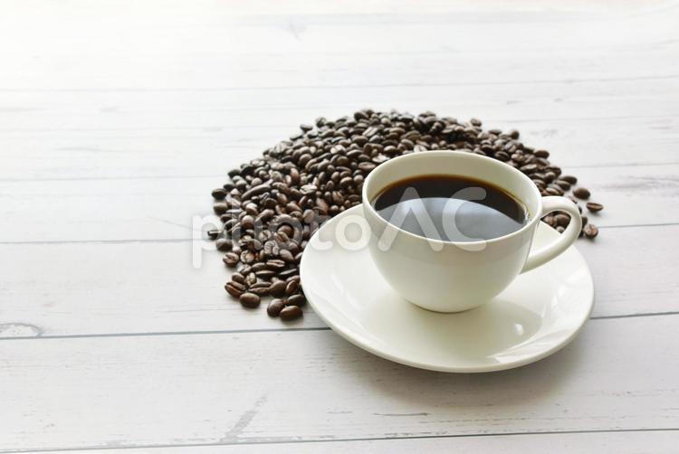 コーヒーとコーヒー豆 コーヒー,珈琲,コーヒー豆の写真素材