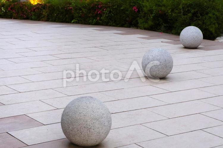 大理石　球　進入禁止　マンション　入口 大理石,球,入口の写真素材