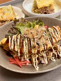 オムそば ご飯,料理,おうちごはんの写真素材