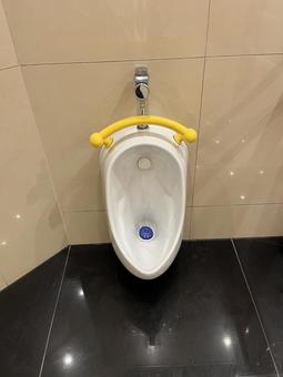 子供用小便器 トイレ,幼児用,小便器の写真素材