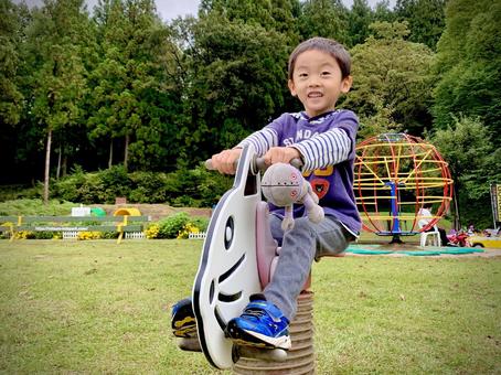 うさぎの遊具 うさぎの遊具 子ども,公園,男の子の写真素材