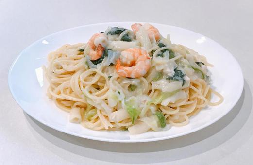 海老クリームパスタ 海老クリームパスタの写真
