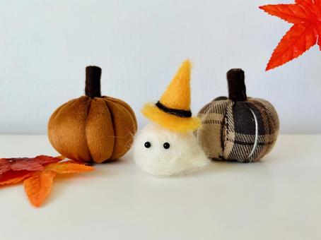 羊毛フェルトのハロウィンおばけ 羊毛フェルトのハロウィンおばけ ハロウィン,おばけ,かぼちゃの写真素材