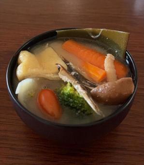 Photo, a lot of miso soup, ingredients for miso soup, miso soup, 