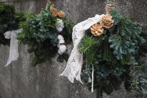 手作りスワッグ スワッグ,もみの木,コニファーの写真素材