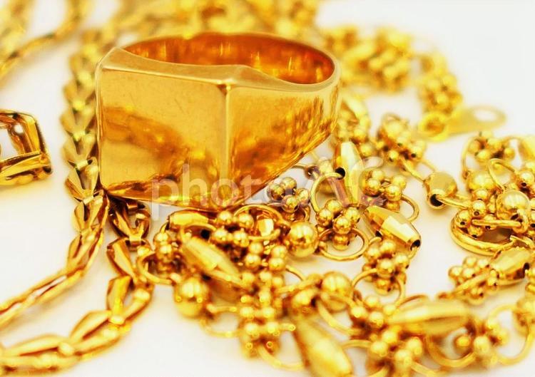 貴金属　ゴールドアクセサリー　ジュエリー　宝飾品　イメージ 貴金属,ジュエリー,アクセサリーの写真素材