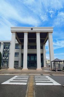 八街市役所 市庁舎 千葉県八街市 八街市役所 市庁舎 千葉県八街市 八街市役所,本庁舎,建物の写真素材
