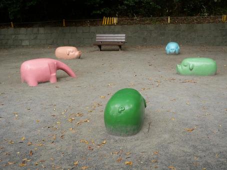 公園　動物型の遊具 公園,遊具,日常風景の写真素材
