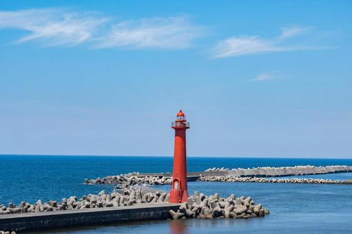 新潟港の灯台２ 灯台,海,夏の写真素材