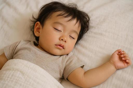 睡眠中の幼児 睡眠中の幼児の写真