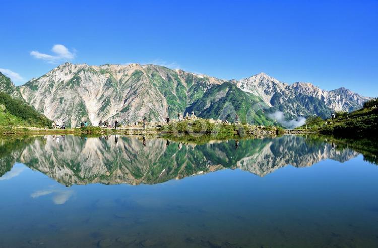 八方池 八方池,八方尾根,白馬三山の写真素材