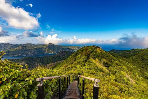 小笠原諸島・父島 旭山山頂から望む絶景 小笠原諸島・父島 旭山山頂から望む絶景 父島,小笠原諸島,旭山の写真素材