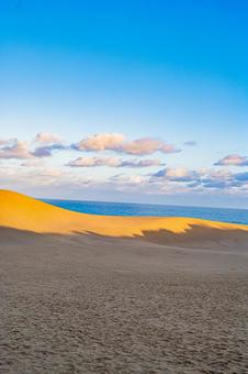 鳥取県　鳥取砂丘の風景 鳥取砂丘,日本の風景,自然の写真素材