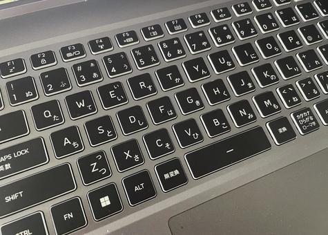 ノートパソコンのキーボード ノートパソコンのキーボードの写真