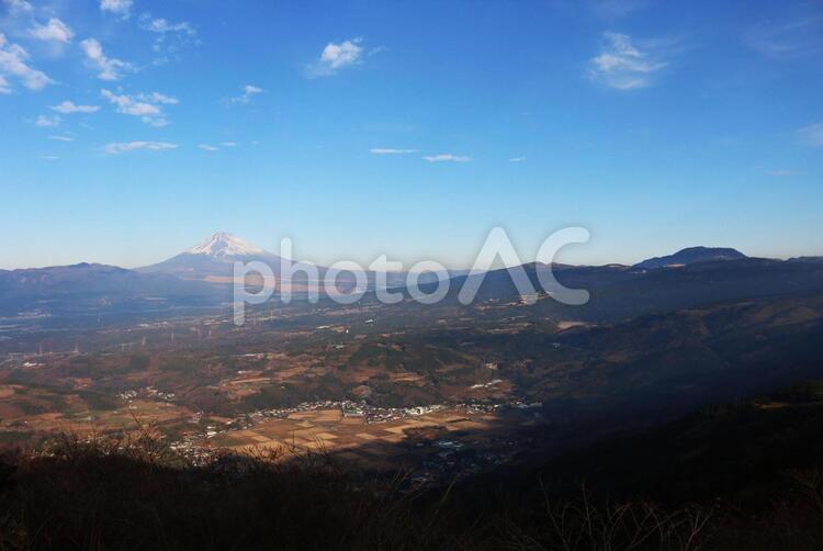 青空富士山が見える風景 富士山,空,青空の写真素材