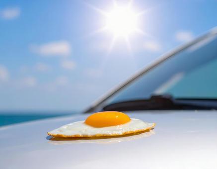 車 ボンネット 目玉焼き 車 ボンネット 目玉焼きの写真