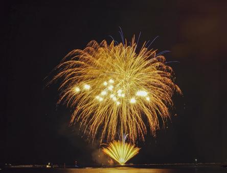 第3回ながと花火大会の風景(2025) 第3回ながと花火大会の風景(2025) 花火,花火大会,長門市の写真素材
