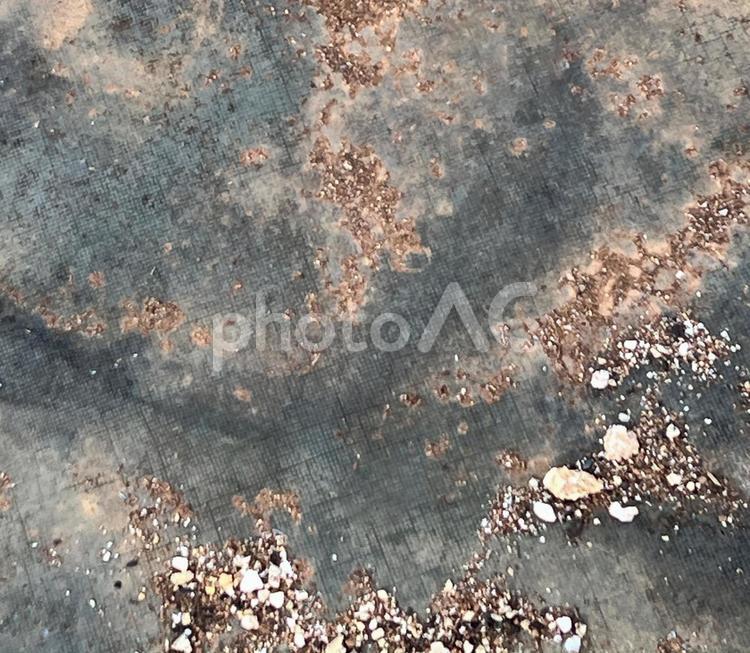 シートに乗った砂利 シート,砂利,土の写真素材