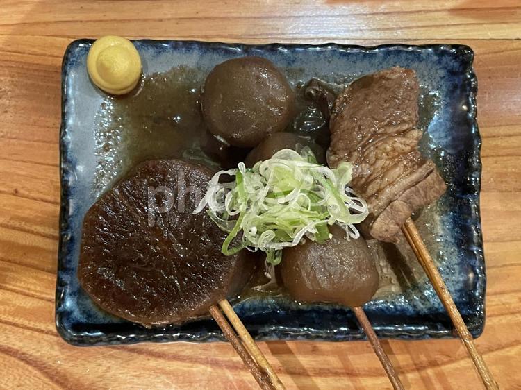 新宿 味噌おでん 味噌おでん,大根,玉こんにゃくの写真素材