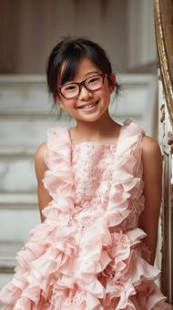 メガネをかけた女の子のポートレート4 メガネをかけた女の子のポートレート4の写真