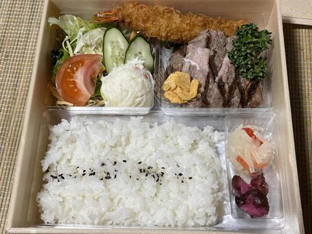 お弁当 お弁当の写真