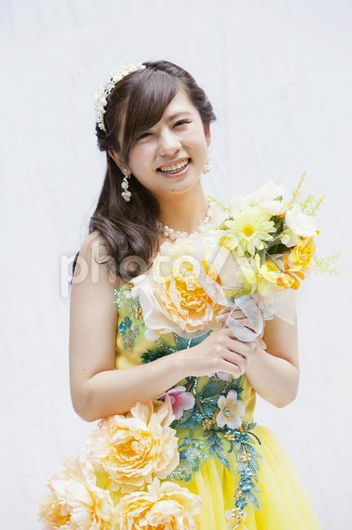 ウエディングドレスを着た女性　z019 人物,日本人,20代の写真素材