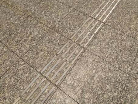点字ブロックの写真