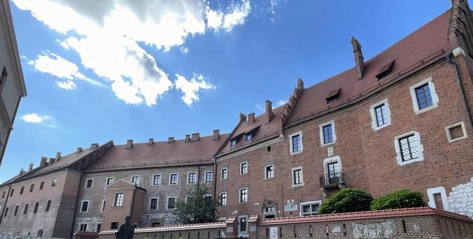 ヴァヴェル城内 ヴァヴェル城内 ヴァヴェル城,城,美しいの写真素材