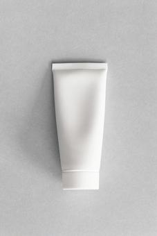 White tube (gray background), JPG White tube (gray background), JPG