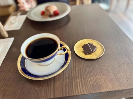 コーヒー コーヒー コーヒー,チョコレート,百名店の写真素材