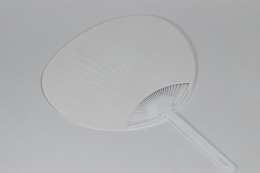 白背景のプラスチックうちわ うちわ,団扇,プラスチックの写真素材