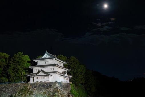 5月の満月ブルームーン 名古屋城,夜景,御深井丸の北西隅の写真素材
