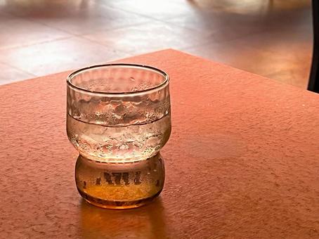 コップの水 コップの水 水,グラス,コップの写真素材