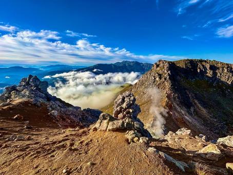 焼岳 焼岳 焼岳,北アルプス,長野の写真素材