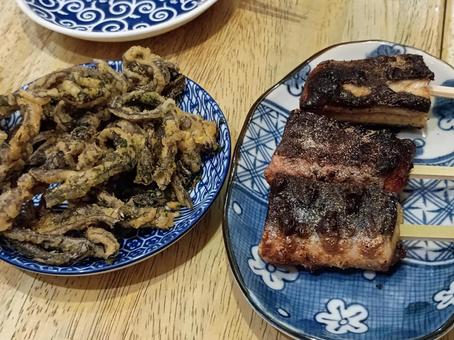 居酒屋うなぎの縁側唐揚げ焼串 居酒屋うなぎの縁側唐揚げ焼串 居酒屋,飲み会,つまみの写真素材