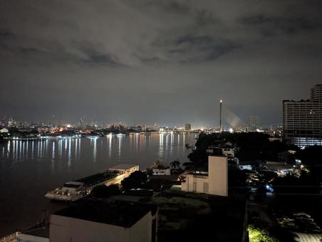 タイ　チャオプラヤー川　夜景 タイ,バンコク,チャオプラヤーの写真素材