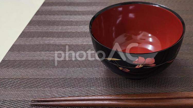お椀と箸/テキストスペース 箸,和食,漆器の写真素材
