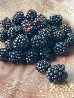 How about some antioxidant blackberries for beauty? (Vertical), JPG