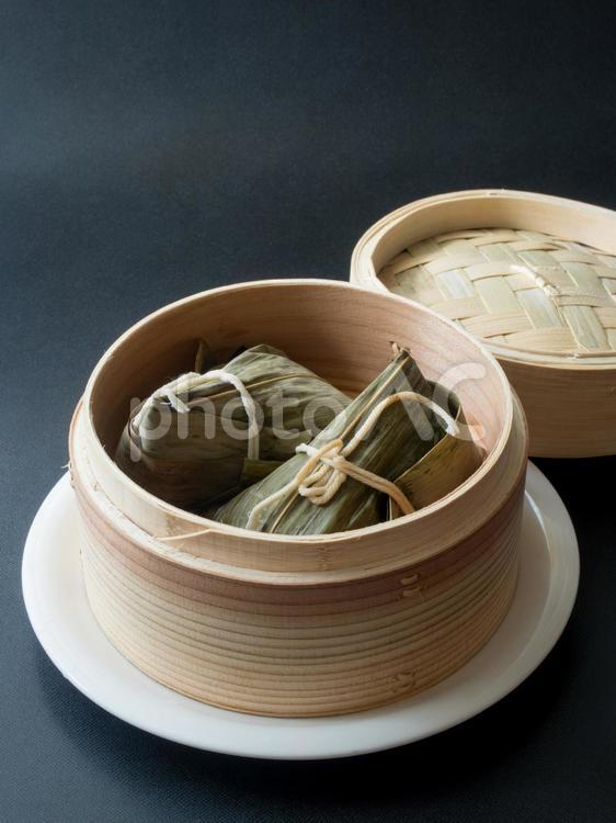 蓋を外した蒸籠の中華ちまき ちまき,粽,中華の写真素材