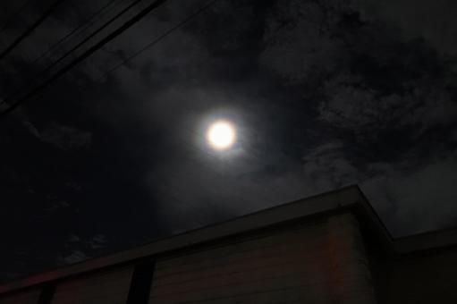 秋の月 秋の月 月,灯かり,明かりの写真素材