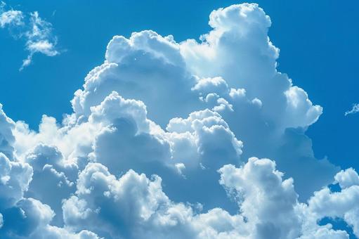 美しく沸き立つ雲の写真