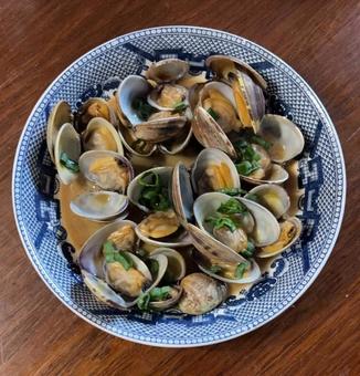 R7.07.12 アサリのバター醤油 R7.07.12 アサリのバター醤油 アサリ,バター,醤油の写真素材