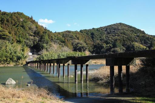 高知県いの町 名越屋沈下橋 高知県いの町 名越屋沈下橋 名越屋沈下橋,沈下橋,橋の写真素材
