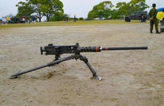 展示される陸上自衛隊の重機関銃M2 展示される陸上自衛隊の重機関銃M2 自衛隊,陸上自衛隊,ミリタリーの写真素材