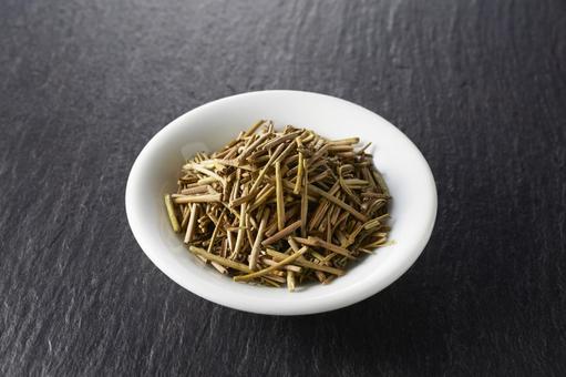 ほうじ茶(加賀棒茶)の乾燥茶葉 ほうじ茶(加賀棒茶)の乾燥茶葉の写真