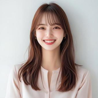 笑顔の女性 笑顔の女性の写真