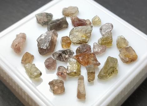 Photo, color-changing garnet, garnet, gem, 
