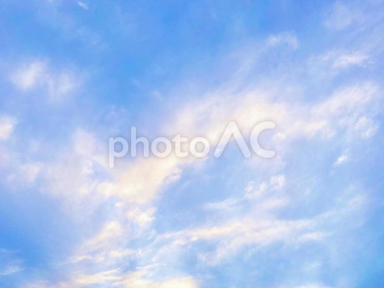 Healing sky1（横位置） 空,雲,夕暮れ時の写真素材