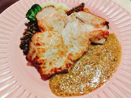 豚ロースステーキマスタードソース ステーキ,豚肉,豚ロースの写真素材